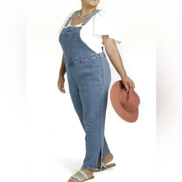 AVA & VIV Women’s Denim Jeans Stretch Bib Overalls Tapered Leg Plus Size 16W - Picture 2 of 15